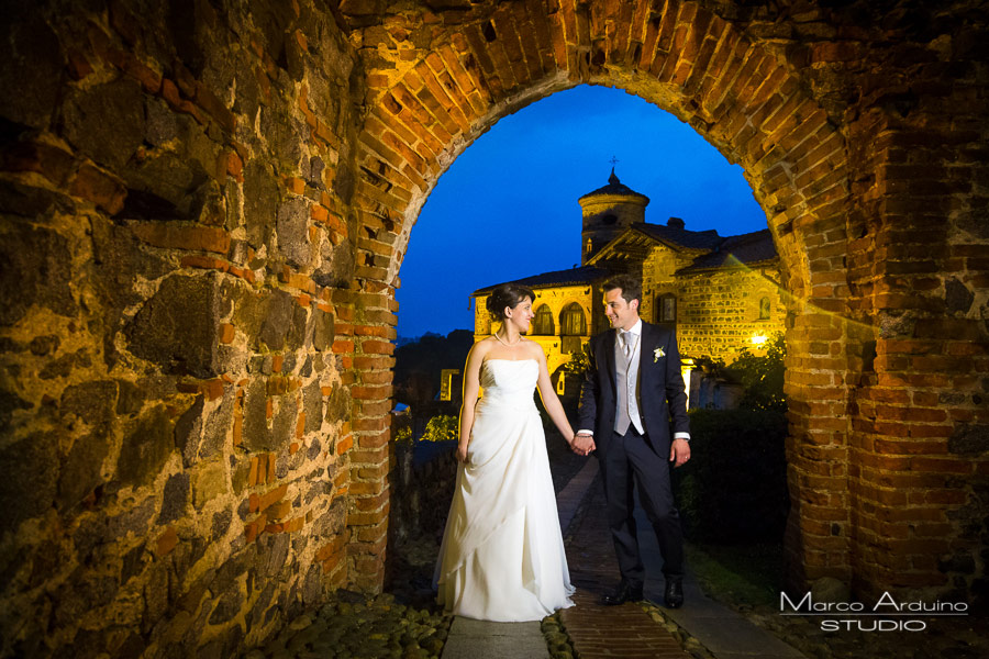 foto sposi di notte castello pavone canavese ivrea torino