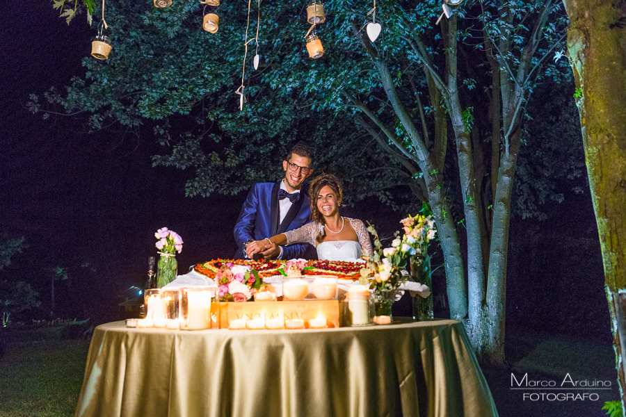 Il finale perfetto alla vostra festa di nozze, sarà un indimenticabile taglio torta, fra la complicità di un cielo stellato e bracieri in fuoco.