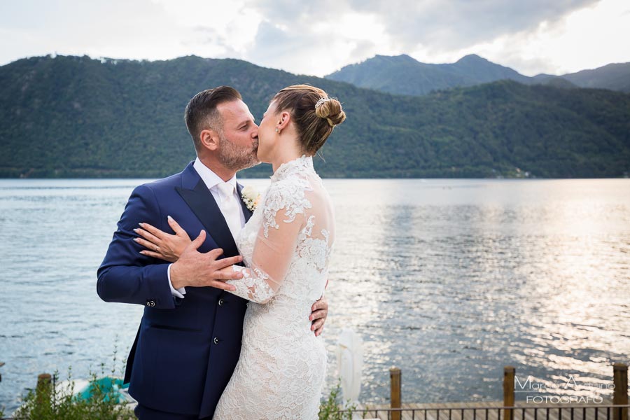 wedding laqua by the lake